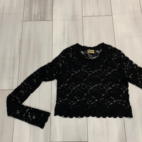 Show me your MUMU crop top - Picture 14 of 17